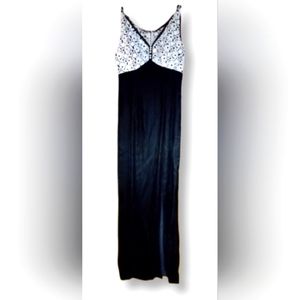 FLIRTATIONS A DIVISION OF ALFRED ANGELO - Formal Dress - B&W - 11/12 - Vintage